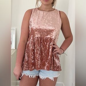KNOX ROSE Blush Velvet Peplum Top